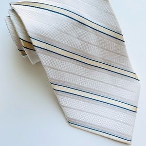 PIERRE CARDIN Navy Blue & Cream Necktie